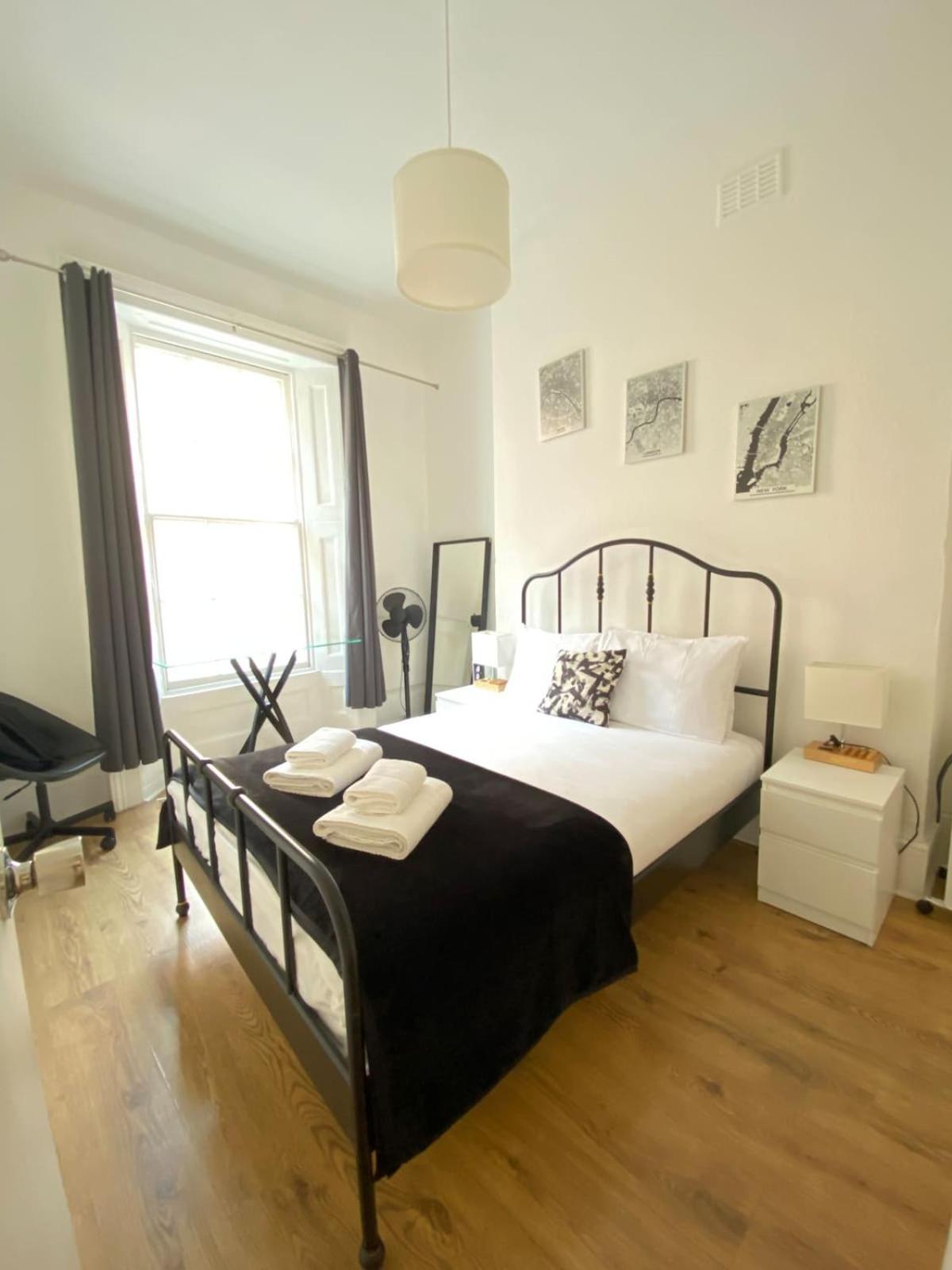 Stay In The Heart Of Soho Londen Buitenkant foto